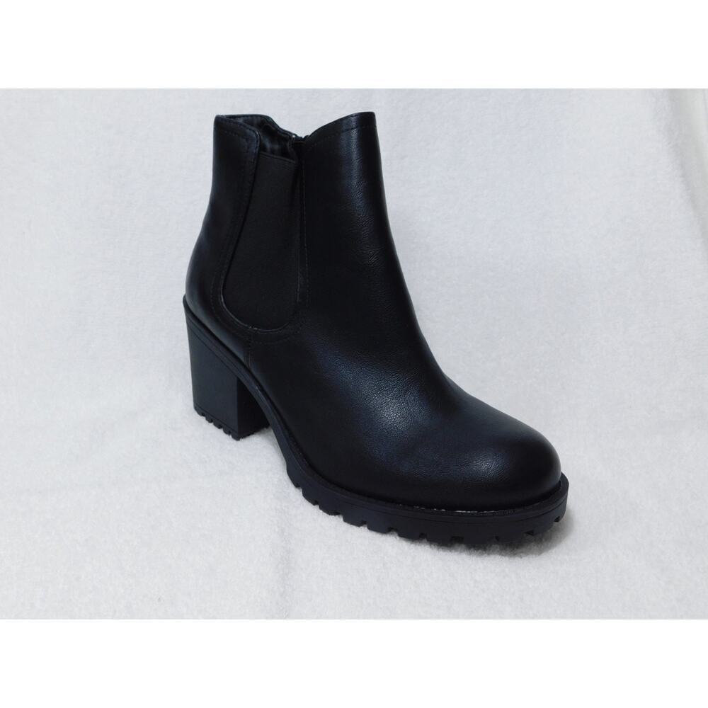 W686 Sun + Stone Black Morghanp Lug Sole Block-Heel Booties - Size 9.5 M